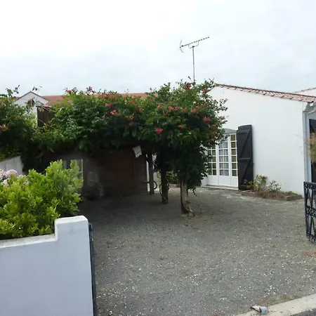 Holiday home Charmante Maison Vendeenne Avec Jardin Et Ocean A 200m Saint-Hilaire-de-Riez